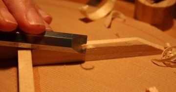 Impara l’arte: costruire la chitarra battente del Gargano