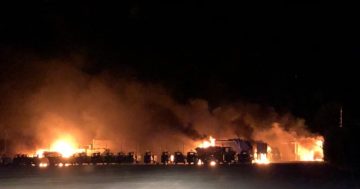 Incendio al deposito comunale di Pozzo Cavo