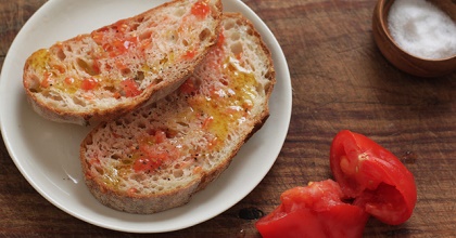 Pane e pomodoro: peccaminoso piatto tipico spagnolo!