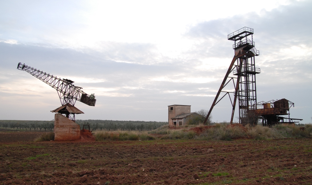 Miniera di bauxite: appello alla città