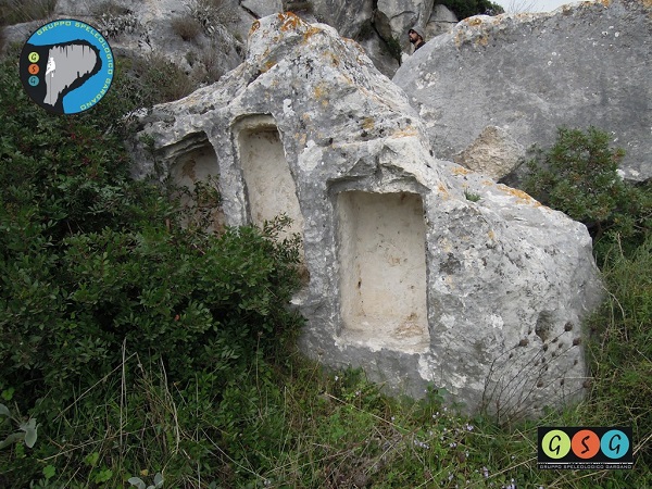 Necropoli - Monte Sant'Angelo