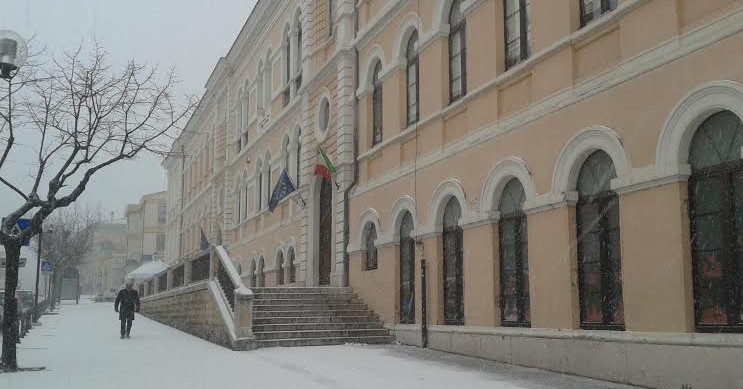San Giovanni sommersa dalla neve