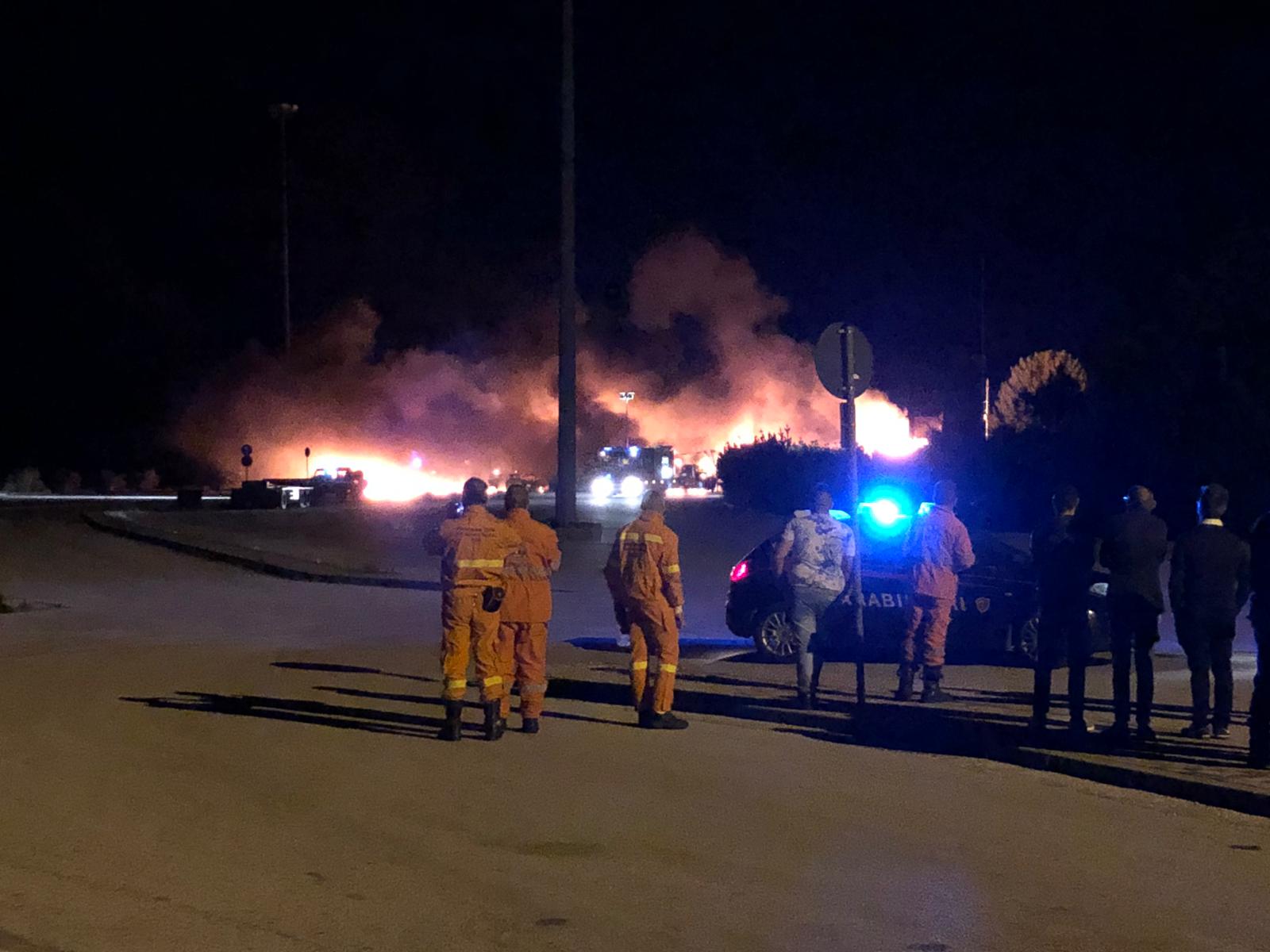 Incendio al Centro Comunale Raccolta Rifiuti