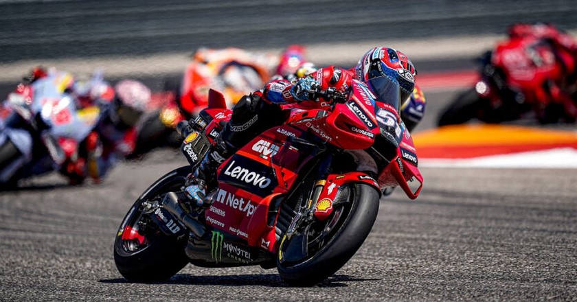 Pirro e Ducati ancora sul tetto del mondo