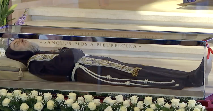 Traslazione delle spoglie di San Pio da Pietrelcina