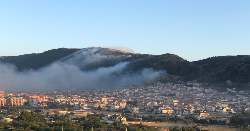 San Giovanni Rotondo ancora in fiamme